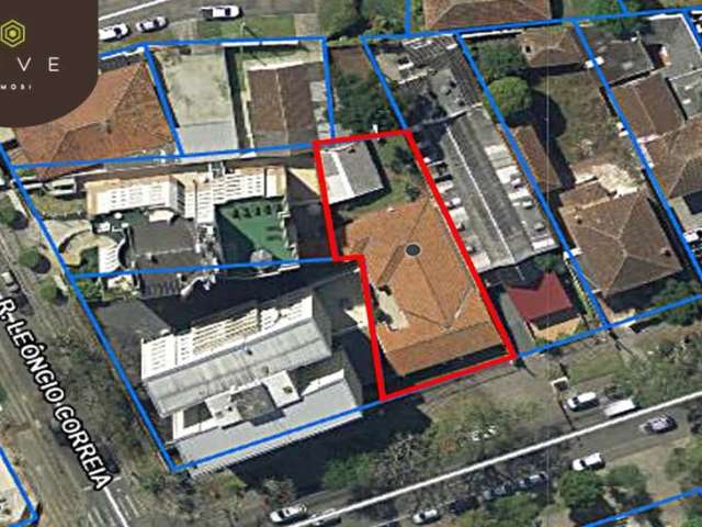 Terreno comercial à venda na Avenida Iguaçu, 3402, Água Verde, Curitiba, 749 m2 por R$ 2.980.000