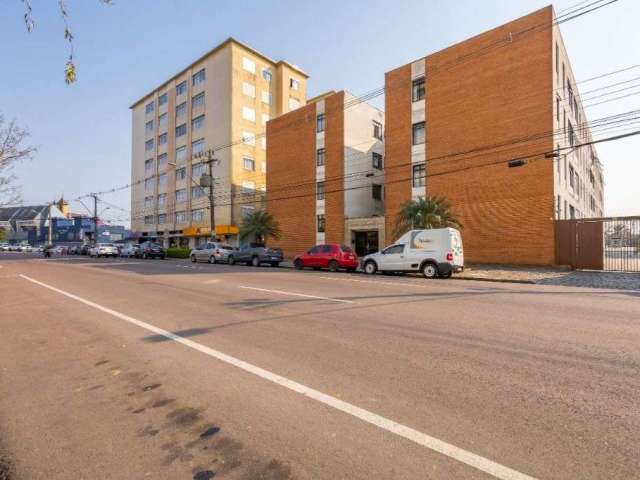 Apartamento para alugar no bairro Mercer em Curitiba, com 3 quartos