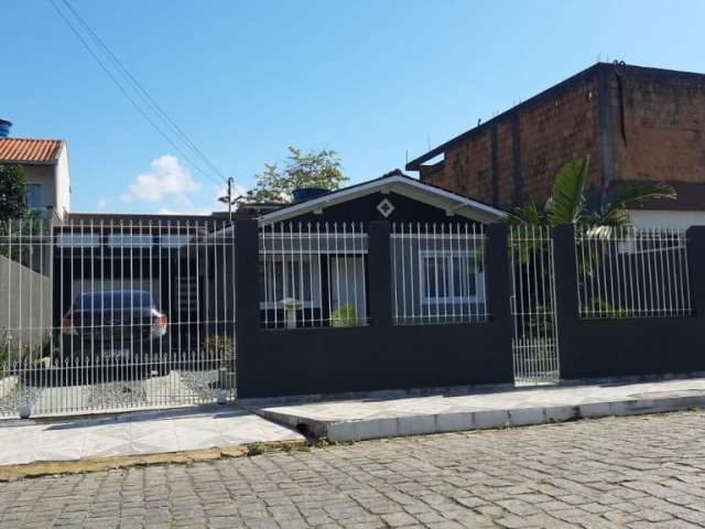 Casa em Camboriú região central de Camboriú anexo ao hospital