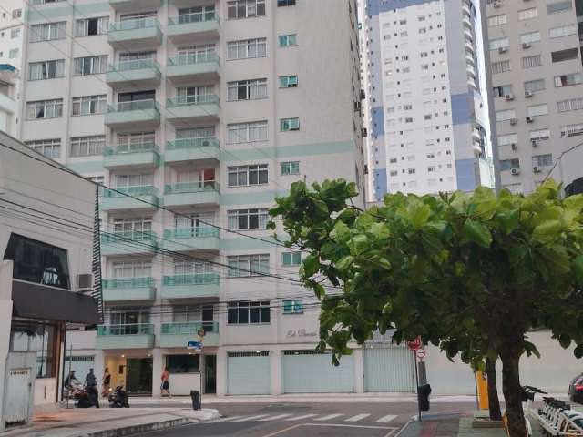 Apartamento para Temporada no bairro Centro, localizado na cidade de Balneário Camboriú / SC.