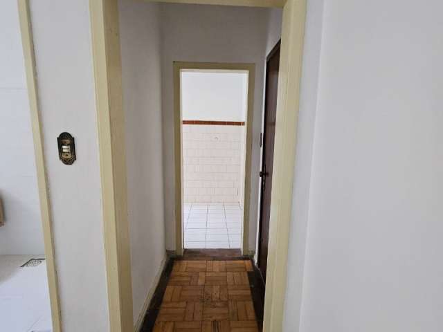 apartamento Jk c/ pátio para venda c/35 m² c/1 quarto na Cidade Baixa desocupado barbada cond baixo