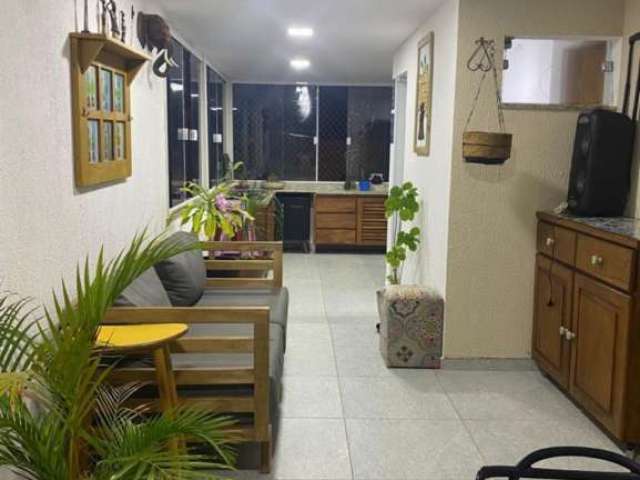 Casa em condomínio fechado com 3 quartos à venda na Rua Rio das Graças, Recreio Ipitanga, Lauro de Freitas, 150 m2 por R$ 600.000