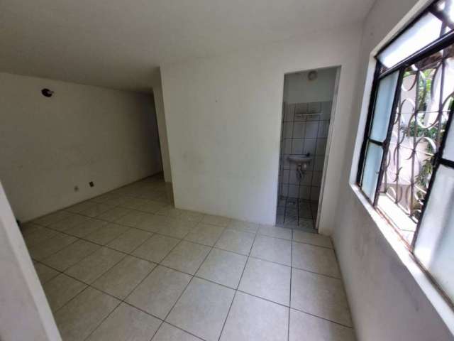 Apartamento com 2 quartos à venda na Travessa Nossa Senhora das Graças, Sussuarana, Salvador, 52 m2 por R$ 150.000