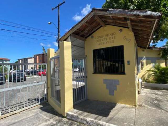 Apartamento com 2 quartos à venda na Avenida Professor Theócrito Batista, Caji, Lauro de Freitas, 48 m2 por R$ 130.500