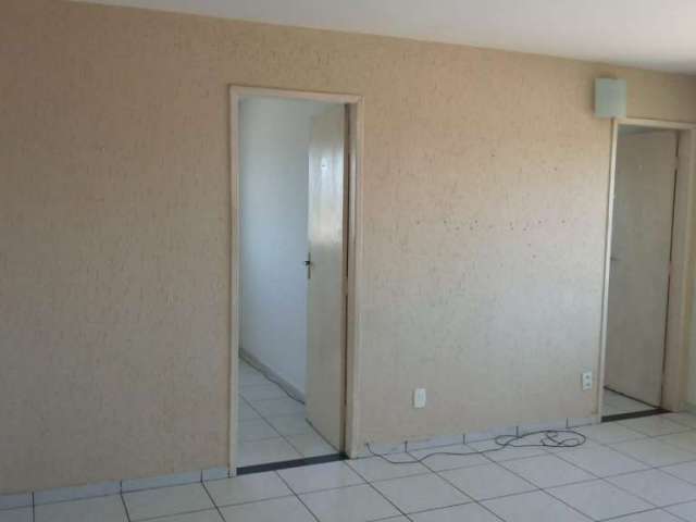 Apartamento com 2 quartos à venda na Rua Haroldo Caíno, Sussuarana, Salvador, 46 m2 por R$ 115.000