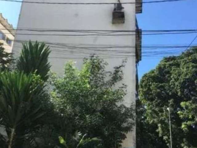 Apartamento com 2 quartos à venda na Rua Hélio de Oliveira Vianna, Cabula VI, Salvador, 49 m2 por R$ 128.000