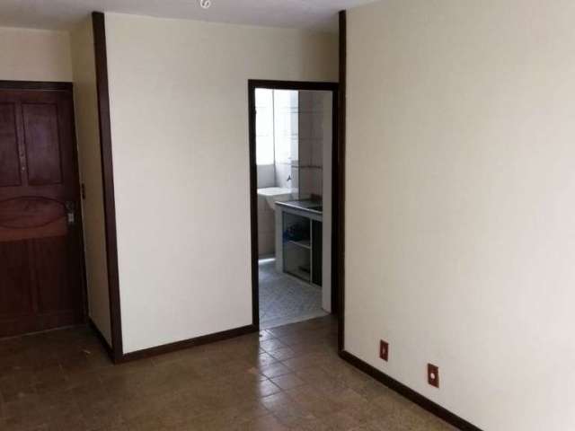 Apartamento com 2 quartos à venda na Rua Colina Azul, Pau da Lima, Salvador, 49 m2 por R$ 110.000