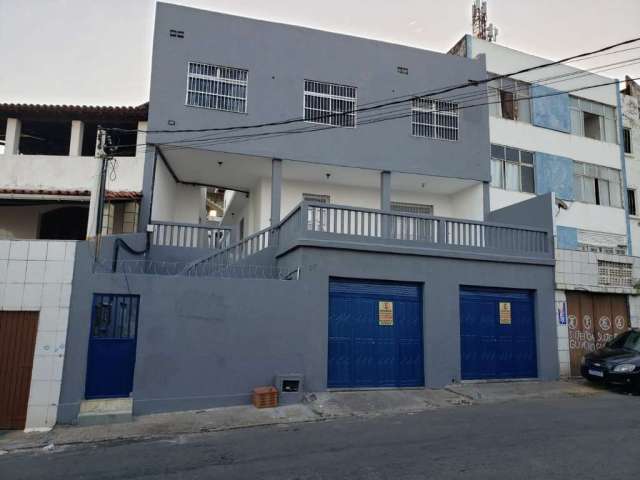 Casa com 5 quartos para alugar na Rua Adelmário Pinheiro, Amaralina, Salvador, 280 m2 por R$ 4.900