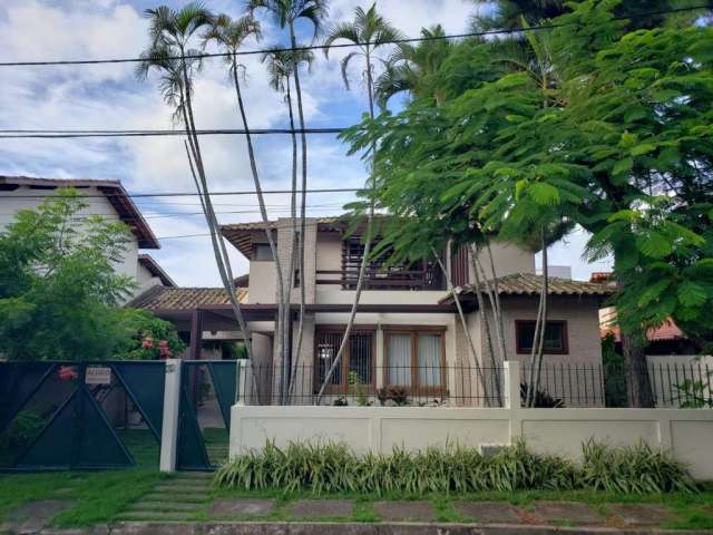 Casa em condomínio fechado com 5 quartos à venda na Rua Manoel Correia da Cunha, Piatã, Salvador, 500 m2 por R$ 2.200.000