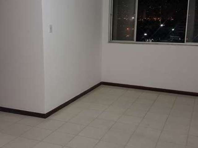 Apartamento com 3 quartos à venda na Rua Procurador Nelson Castro, Trobogy, Salvador, 60 m2 por R$ 175.000