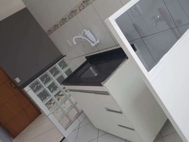 Apartamento com 2 quartos para alugar na Rua São Bernardo, Canabrava, Salvador, 45 m2 por R$ 900