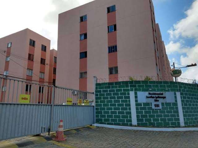 Apartamento com 2 quartos à venda na Avenida Santo Amaro de Ipitanga, 2181, Caji, Lauro de Freitas, 47 m2 por R$ 110.000