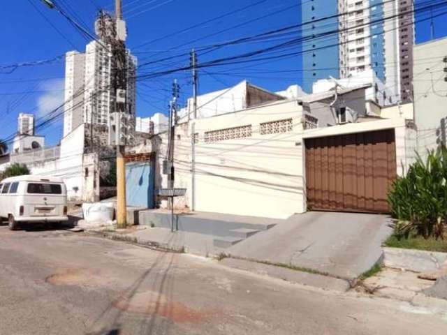 Casa para Venda em Cuiabá, Quilombo, 3 dormitórios, 2 suítes, 1 banheiro, 1 vaga