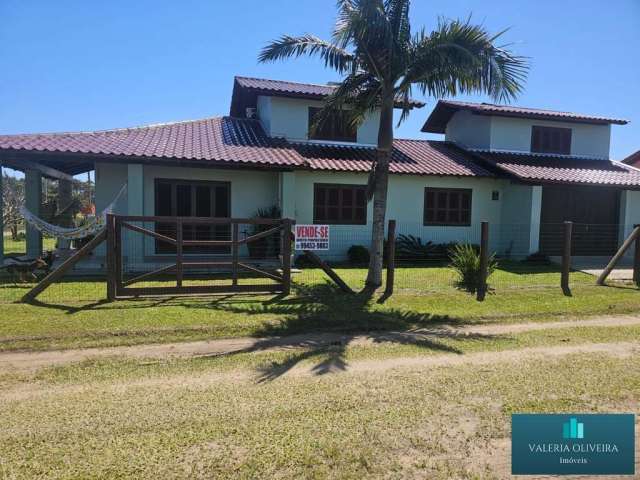 Casa para Venda em Torres, PRAIA PARAISO, 4 dormitórios, 3 banheiros