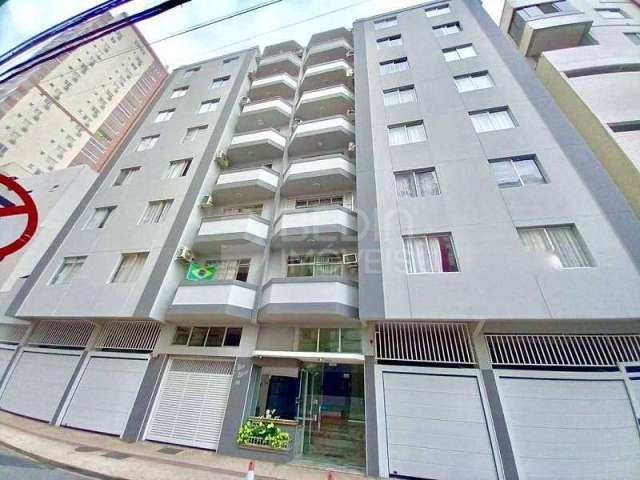 Apartamento 02 dormitórios a venda quadra mar Balneário Camboriú