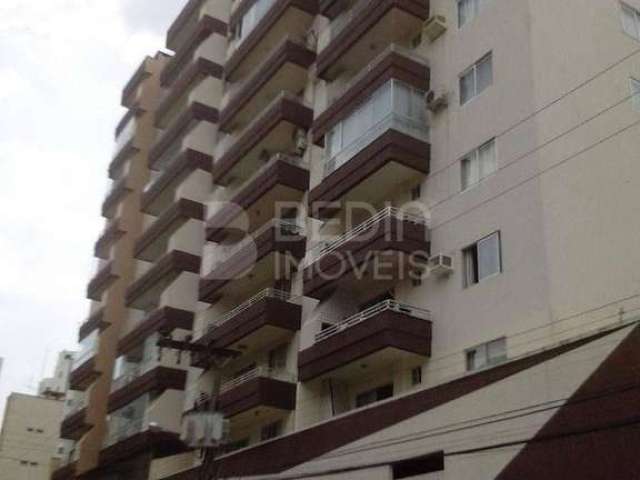 Apartamento com 2 quartos, Centro - Balneário Camboriú