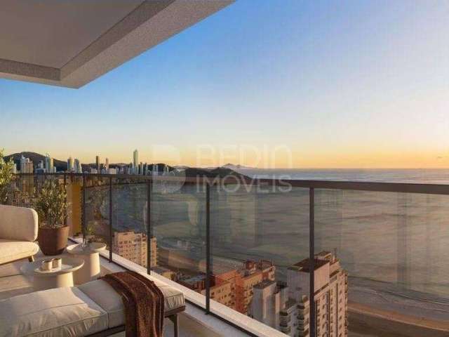 Apartamento 04 suítes a venda quadra mar Balneário Camboriú Marena