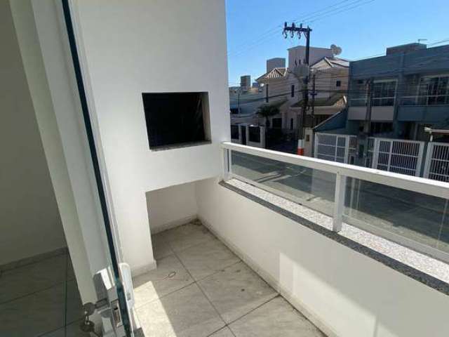 OPORTUNIDADE - Amplo apartamento 02 dormitórios, pronto para morar