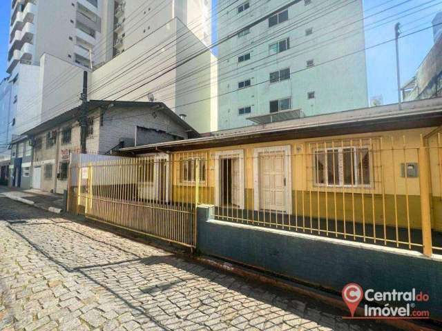 Casa com 3 dormitórios à venda, 258 m² por R$ 2.600.000 - Centro - Balneário Camboriú/SC