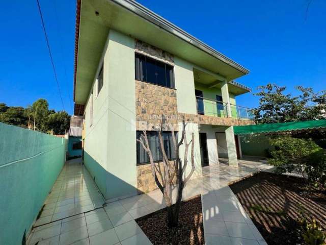 Casa com 3 quartos à venda na NÃO INFORMADO, Coqueiral, Cascavel por R$ 920.000