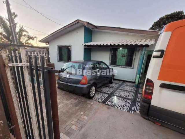 Casa com 2 quartos à venda na NÃO INFORMADO, Floresta, Cascavel por R$ 530.000