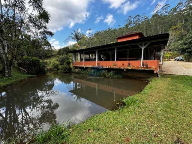 Sítio / Chácara para Venda no bairro MOURA em canelinha, 3 quartos sendo 2 suítes, 4 vagas, 3200 m² de área total, 3200 m² privativos,