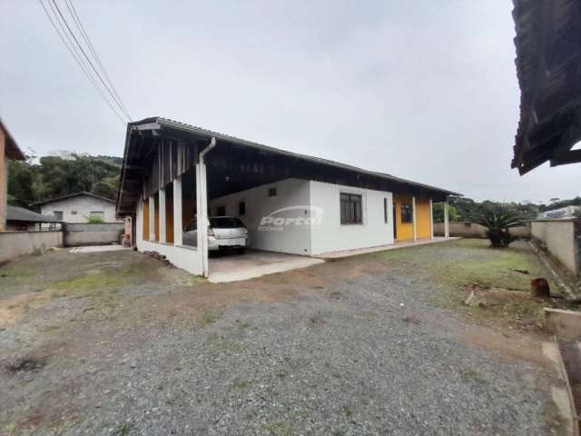 Casa com 4 quartos para alugar no Passo Manso, Blumenau , 196 m2 por R$ 2.850