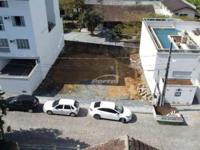 Terreno comercial à venda na Vila Nova, Blumenau , 300 m2 por R$ 500.000