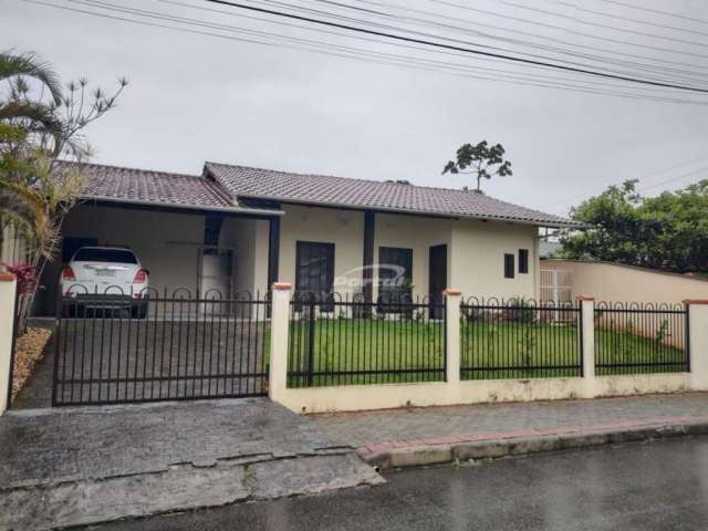 Casa com 4 quartos à venda no Badenfurt, Blumenau , 170 m2 por R$ 700.000