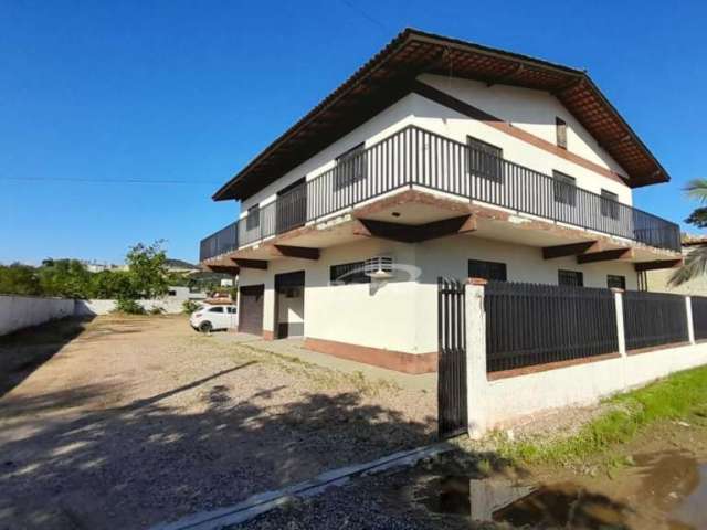 Barracão / Galpão / Depósito com 3 salas para alugar no Povoado de Barracão, Gaspar , 320 m2 por R$ 4.500