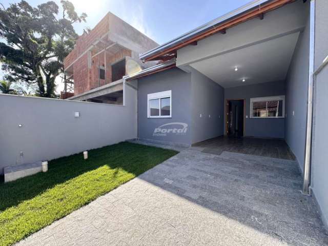 Casa com 3 quartos à venda no Itacolomi, Balneário Piçarras , 100 m2 por R$ 630.000