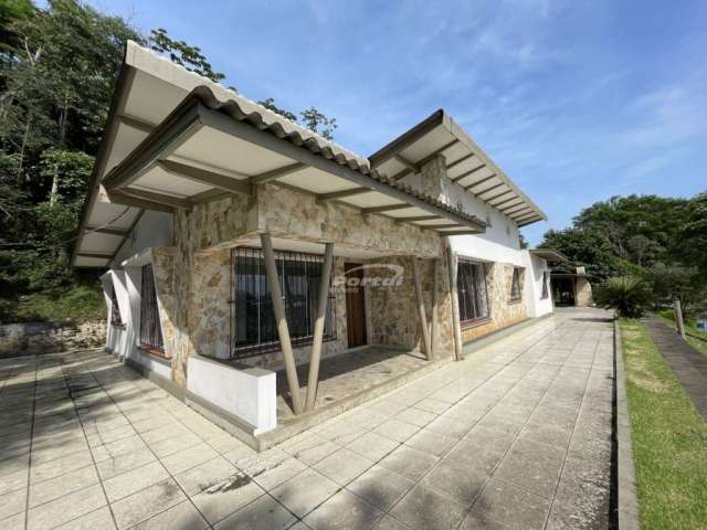 Casa comercial com 7 salas para alugar no Itoupava Seca, Blumenau , 300 m2 por R$ 5.000