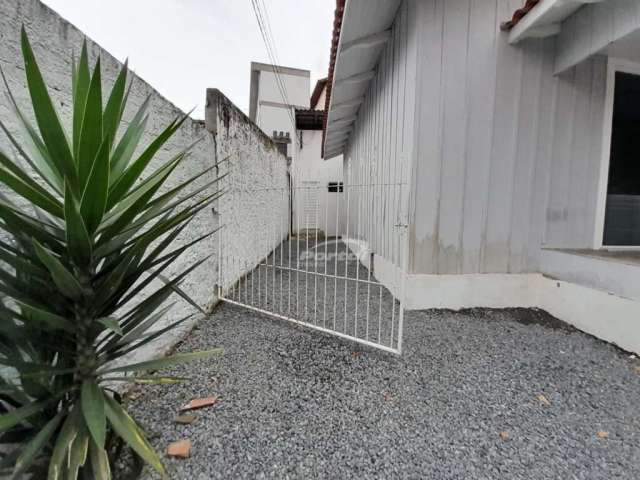 Kitnet / Stúdio para alugar no Centro, Blumenau , 20 m2 por R$ 1.350