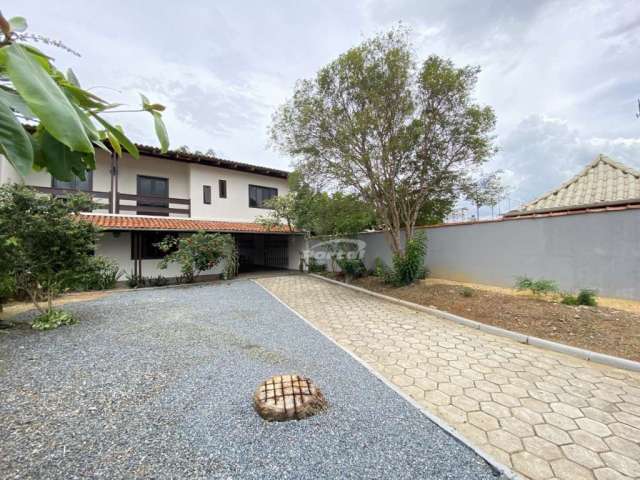 Casa com 4 quartos à venda no Itoupava Norte, Blumenau , 240 m2 por R$ 950.000