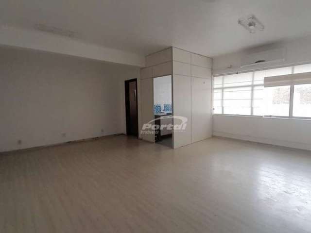 Ponto comercial com 1 sala para alugar no Centro, Blumenau , 45 m2 por R$ 1.300