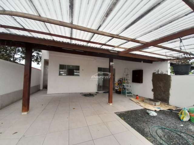 Casa com 3 quartos para alugar no Centro, Penha , 97 m2 por R$ 3.300
