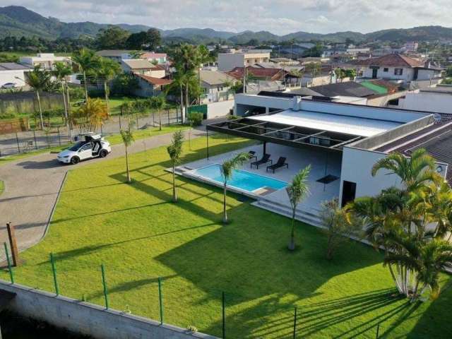 Casa com 3 quartos à venda na Nossa Senhora da Paz, Balneário Piçarras , 380 m2 por R$ 3.980.000