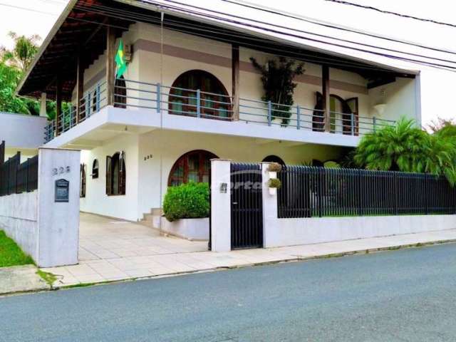 Casa com 4 quartos à venda no Itoupava Norte, Blumenau , 324 m2 por R$ 1.200.000