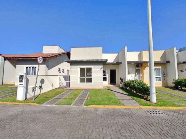 Casa em condomínio fechado com 3 quartos à venda no Itacolomi, Balneário Piçarras , 78 m2 por R$ 650.000