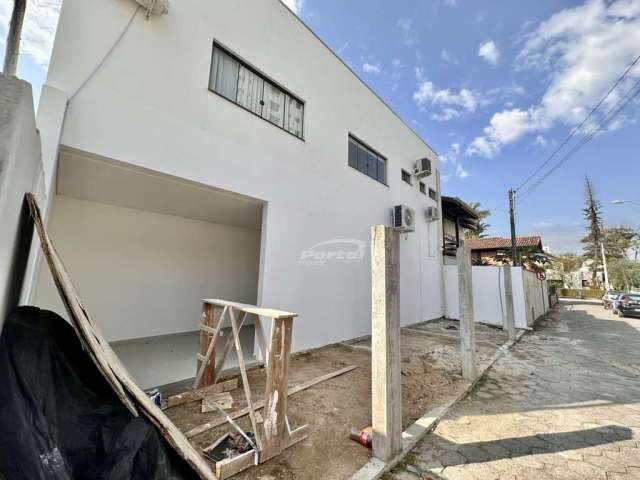 Ponto comercial para alugar no Centro, Balneário Piçarras , 27 m2 por R$ 1.900