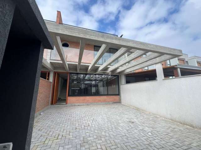 Casa com 3 quartos à venda no Itacolomi, Balneário Piçarras , 137 m2 por R$ 1.250.000