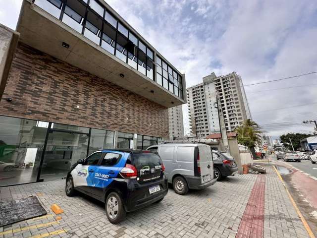 Ponto comercial para alugar no Centro, Balneário Piçarras , 48 m2 por R$ 2.500