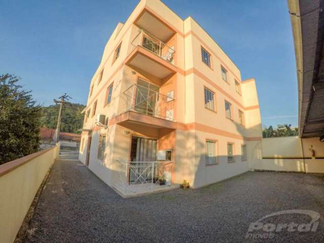 Apartamento com 3 quartos para alugar no Salto Weissbach, Blumenau , 82 m2 por R$ 1.800