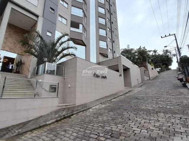 Apartamento com 2 quartos para alugar em Água Verde, Blumenau , 72 m2 por R$ 2.200