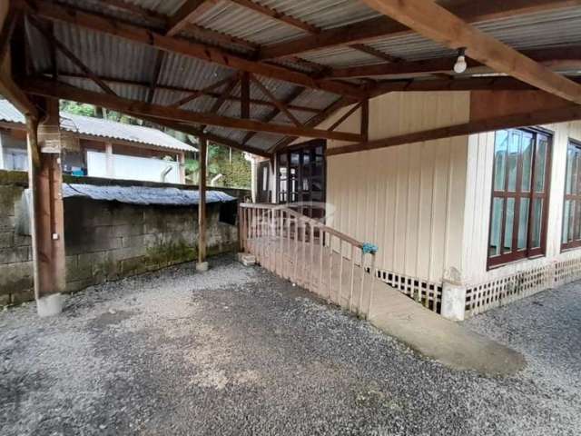 Casa com 3 quartos para alugar no Itoupavazinha, Blumenau , 70 m2 por R$ 1.550