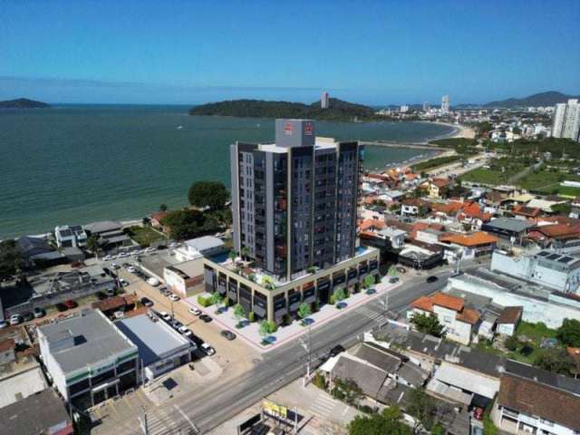 Apartamento com 3 quartos à venda no Centro, Balneário Piçarras , 172 m2 por R$ 1.690.000