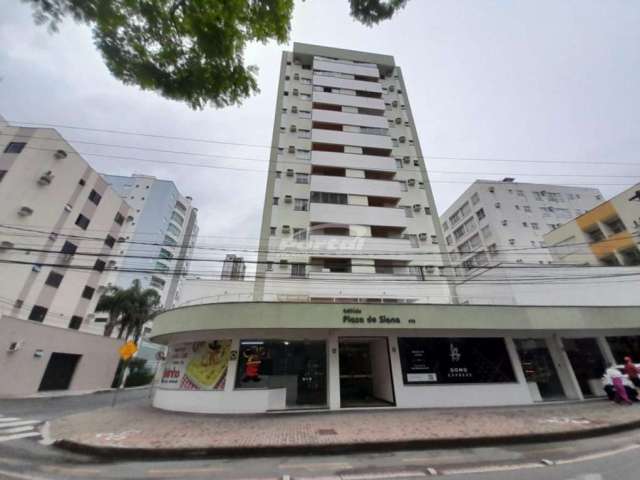 Apartamento com 2 quartos para alugar no Victor Konder, Blumenau , 75 m2 por R$ 1.700