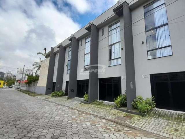 Casa com 1 quarto para alugar no Garcia, Blumenau , 50 m2 por R$ 2.200