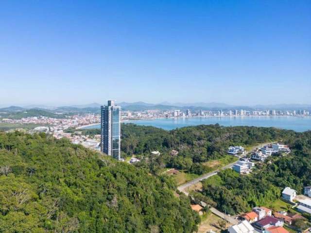 Apartamento com 3 quartos à venda no Centro, Penha , 134 m2 por R$ 1.834.789