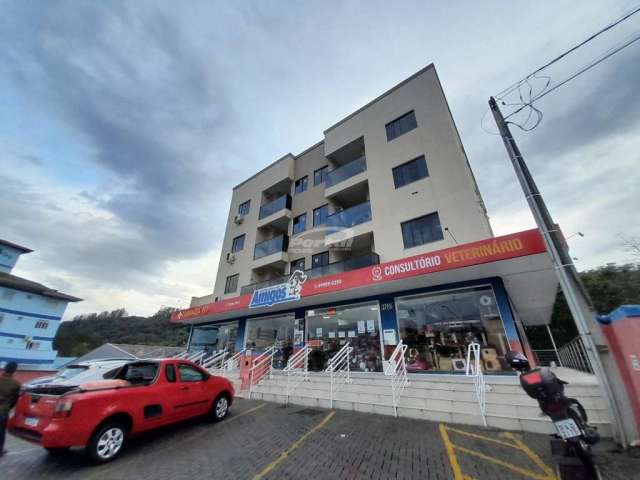 Apartamento com 2 quartos para alugar no Velha, Blumenau , 70 m2 por R$ 1.900